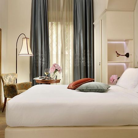 Ville Sull'Arno Флоренция Экстерьер фото A room at the hotel