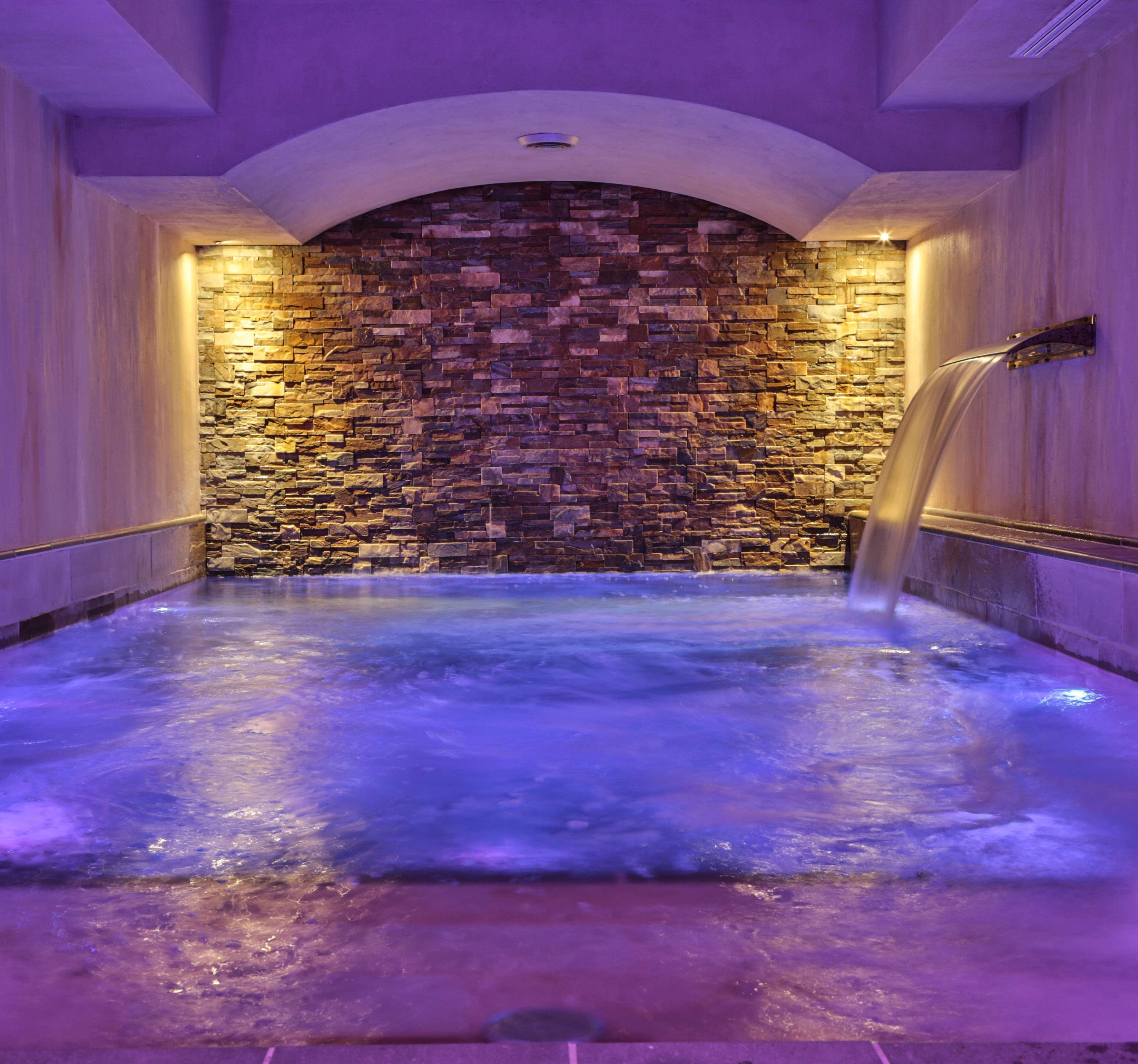 Ville Sull'Arno Флоренция Экстерьер фото The spa at The Ivy Spa