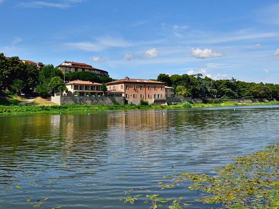 Ville Sull'Arno Флоренция Экстерьер фото The Arno at San Michele veduta